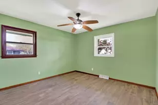8320 Trudy Rd, Rockford, IL 61108 - Photo 27