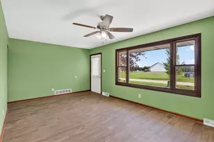 8320 Trudy Rd, Rockford, IL 61108 - Photo 9