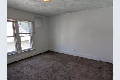 1315 S Rotzler Avenue, Freeport, IL 61032 - Photo 15