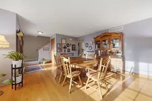 849 N Seven Hickory Dr, Byron, IL 61010 - Photo 7