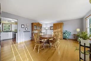 849 N Seven Hickory Dr, Byron, IL 61010 - Photo 5