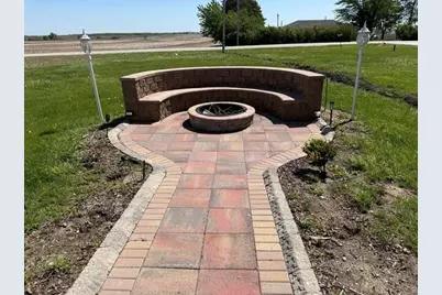 1981 E 8th Rd, Tonica, IL 61370 - Photo 3