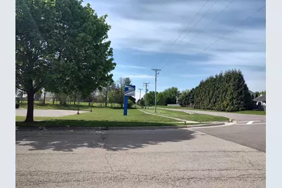 002 E Britnie Drive, Poplar Grove, IL 61065 - Photo 5