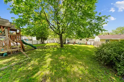 916 Hawthorne Avenue, Rockford, IL 61108 - Photo 19