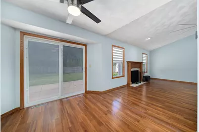 11103 Downing Lane, Roscoe, IL 61073 - Photo 9