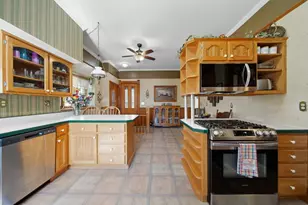 10538 N Pecatonica (5+ac) Rd, Leaf River, IL 61047 - Photo 7