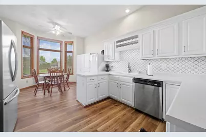 13225 Wynstone Way, Rockton, IL 61072 - Photo 15