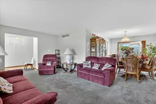 7455 Bermuda Dr, Rockford, IL 61109 - Photo 9
