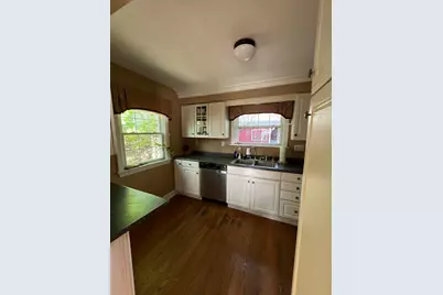 403 N Highland Avenue, Rockford, IL 61107 - Photo 3