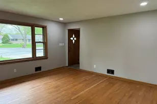 1704 Wedel Ave, Rockford, IL 61103 - Photo 9