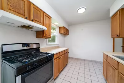 1336 Carbaugh Avenue, Rockford, IL 61101 - Photo 7