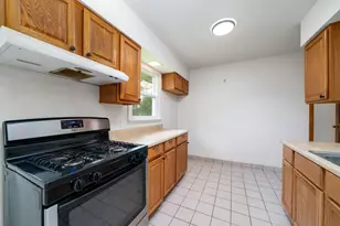 1336 Carbaugh Ave, Rockford, IL 61101 - Photo 7