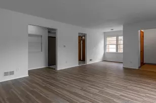 316 W Perry St, Belvidere, IL 61008 - Photo 5