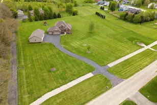 102 Westfield Rd, Winnebago, IL 61088 - Photo 35