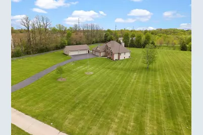 102 Westfield Road, Winnebago, IL 61088 - Photo 33