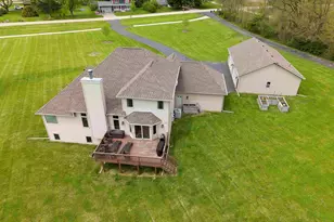 102 Westfield Rd, Winnebago, IL 61088 - Photo 41