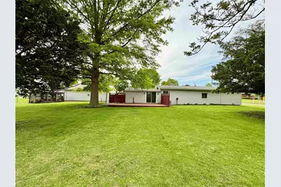 101 S Sheridan Street, Lostant, IL 61334 - Photo 3