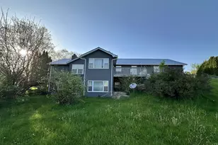 493 Jenny Ln, Elizabeth, IL 61028 - Photo 9