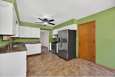 3429 City View Drive, Rockford, IL 61101 - Photo 11