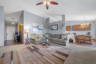 5380 Torque Rd, Loves Park, IL 61111 - Photo 5