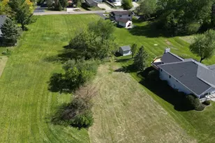 951 Lake Summerset Rd, Lake Summerset, IL 61019 - Photo 1