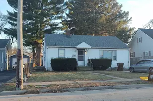 231 Sheridan Dr, Loves Park, IL 61111 - Photo 1