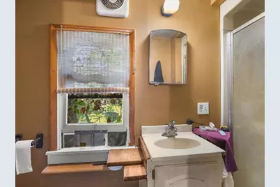 205 N Jones Terrace, Oregon, IL 61061 - Photo 7