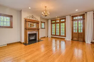 380 Greenwood Ave, East Dubuque, IL 61025 - Photo 9