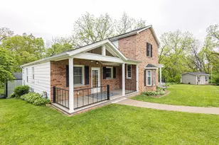 380 Greenwood Ave, East Dubuque, IL 61025 - Photo 35