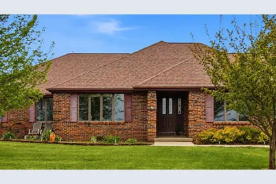 9096 E Stagecoach Trail, Warren, IL 61087 - Photo 1