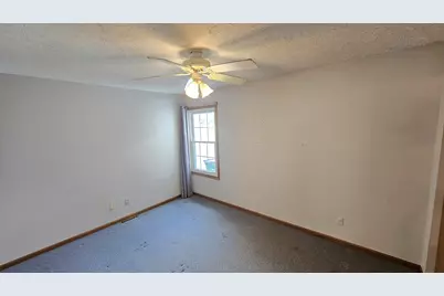 222 Lily Lane, Rockford, IL 61107 - Photo 11