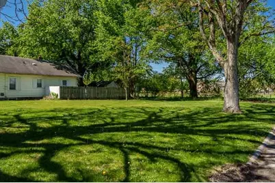 801 18th Street, Rockford, IL 61104 - Photo 3