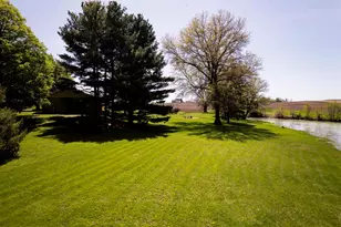 12166 Cunningham Rd, Winnebago, IL 61088 - Photo 55