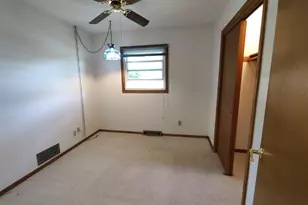 8739 Belvoir Dr, Belvidere, IL 61008 - Photo 25
