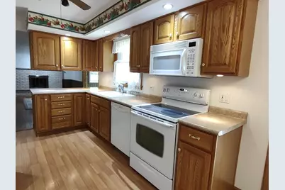 8739 Belvoir Drive, Belvidere, IL 61008 - Photo 17