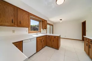 1616 Highridge Rd, Rockford, IL 61108 - Photo 15