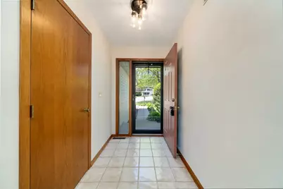 1616 Highridge Road, Rockford, IL 61108 - Photo 5