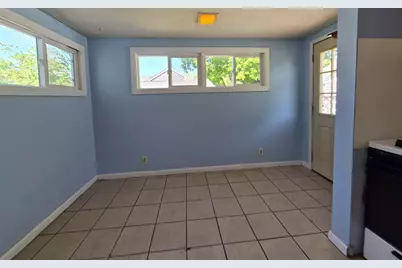 620 Wayne Drive, Machesney Park, IL 61115 - Photo 9