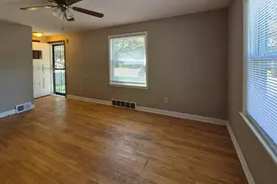 620 Wayne Dr, Machesney Park, IL 61115 - Photo 5