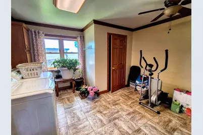7009 Pearl City Road, Freeport, IL 61032 - Photo 23