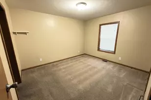 498 Park Ave, Belvidere, IL 61008 - Photo 7