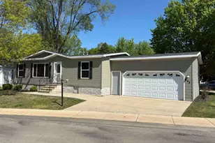 498 Park Ave, Belvidere, IL 61008 - Photo 1