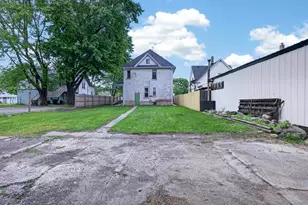 1423 7th Ave, Rockford, IL 61104 - Photo 35