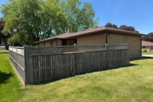 401 S Ridge St, Shannon, IL 61078 - Photo 7