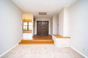 7607 Larwinn Dr, Rockford, IL 61107 - Photo 3