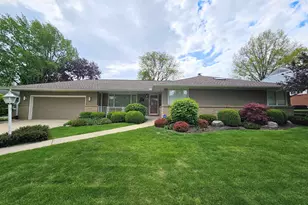 522 Sunrise Ln, Rockford, IL 61107 - Photo 1