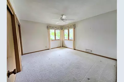 522 Sunrise Lane, Rockford, IL 61107 - Photo 27