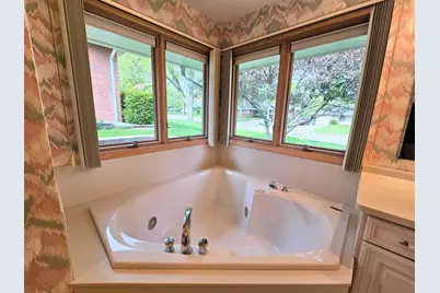 522 Sunrise Lane, Rockford, IL 61107 - Photo 23