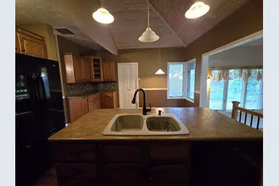 210 W Morris Street, Morrison, IL 61270 - Photo 7