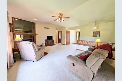 6090 Chatsworth Drive, Rockford, IL 61109 - Photo 7